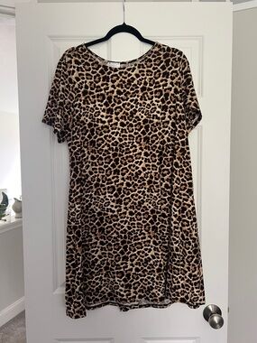 Leopard Print Short Sleeve Shift Dress - Brown/Black/Tan